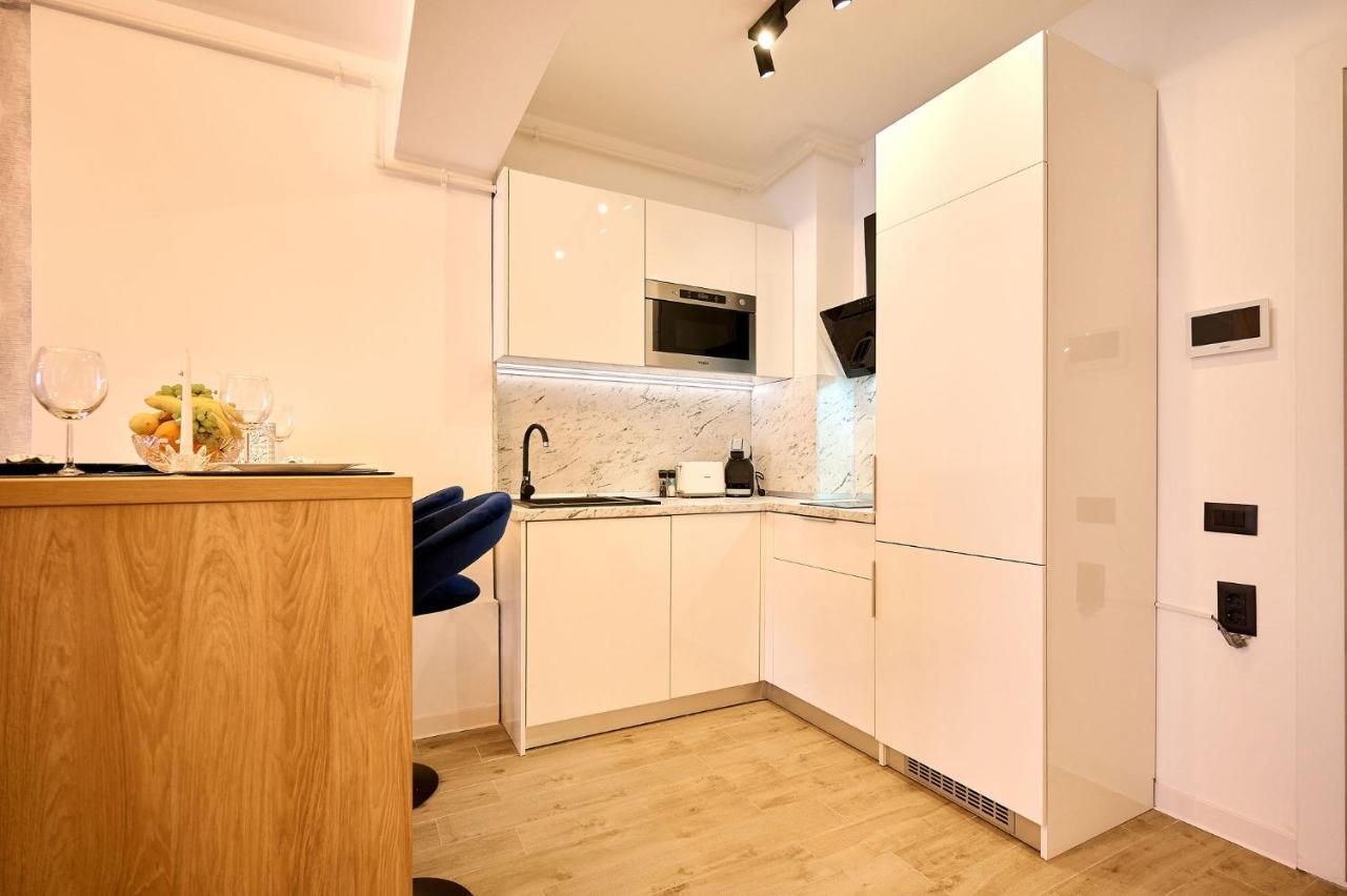 Vlezal Apartment Spa&Pool Beach Resort Mamaia Exterior photo