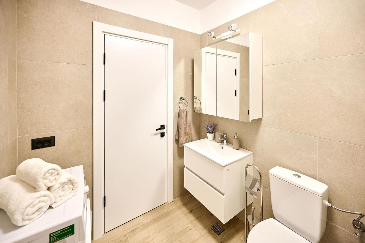 Vlezal Apartment Spa&Pool Beach Resort Mamaia Exterior photo