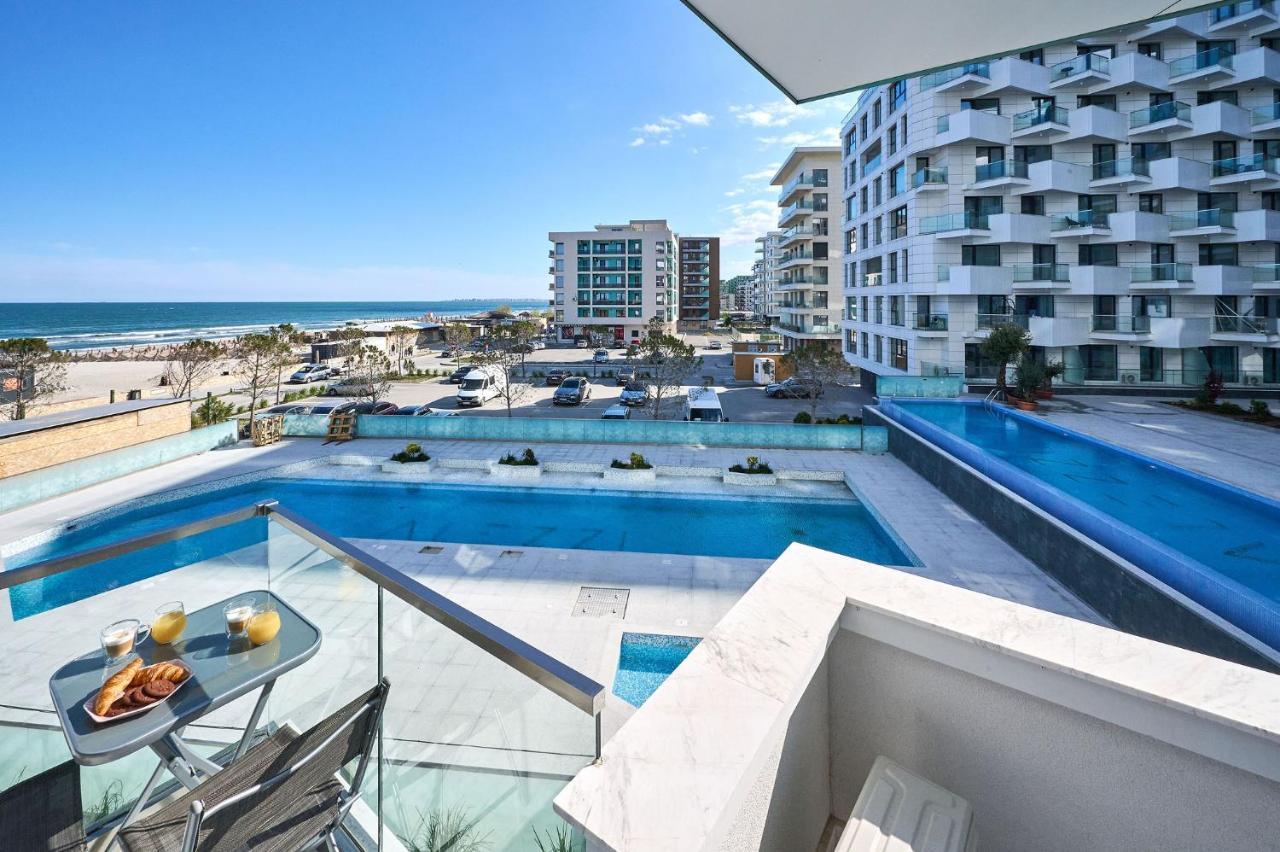 Vlezal Apartment Spa&Pool Beach Resort Mamaia Exterior photo