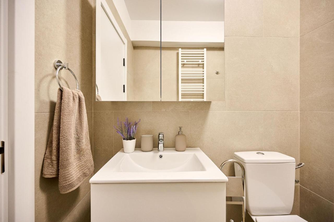 Vlezal Apartment Spa&Pool Beach Resort Mamaia Exterior photo