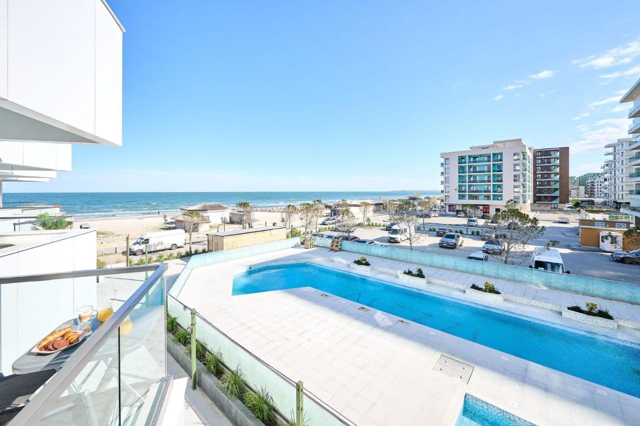 Vlezal Apartment Spa&Pool Beach Resort Mamaia Exterior photo