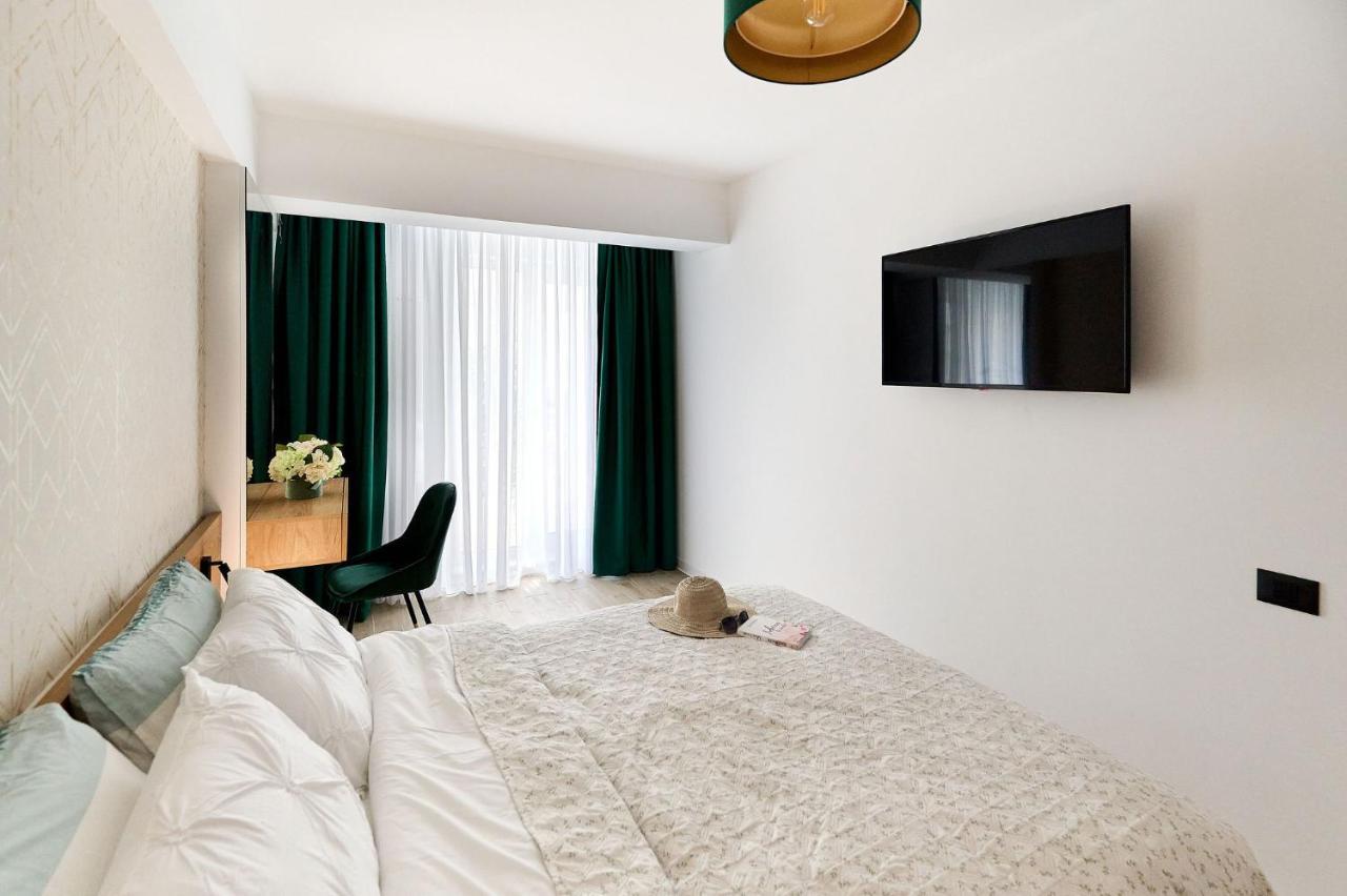 Vlezal Apartment Spa&Pool Beach Resort Mamaia Exterior photo